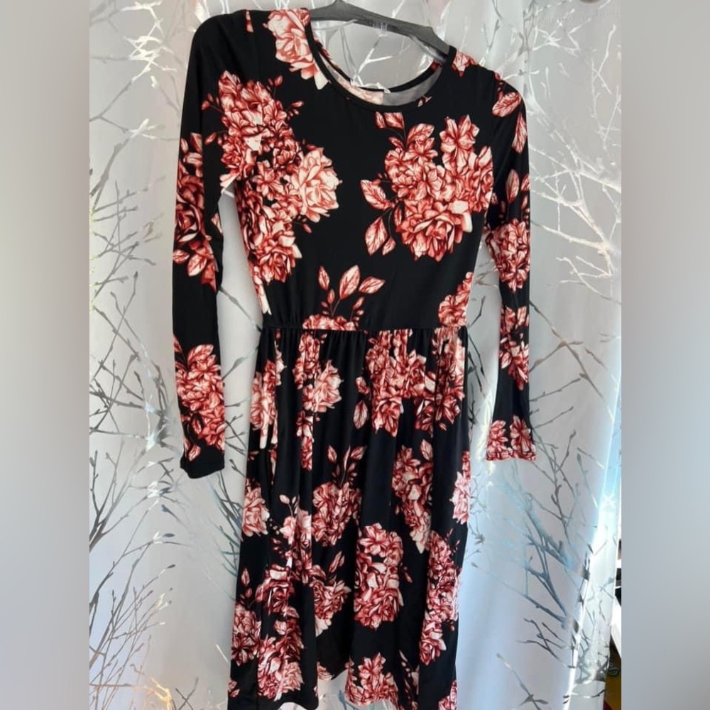 Small, super soft and comfy dress with pockets